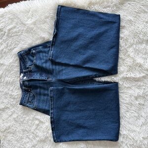 Risen Wide-Leg Jeans